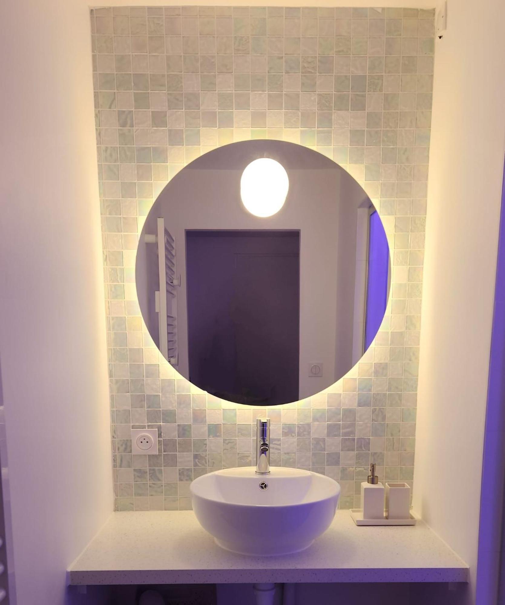 Love Room A 30 Mn Des Plages Et De Vannes Questembert Bagian luar foto