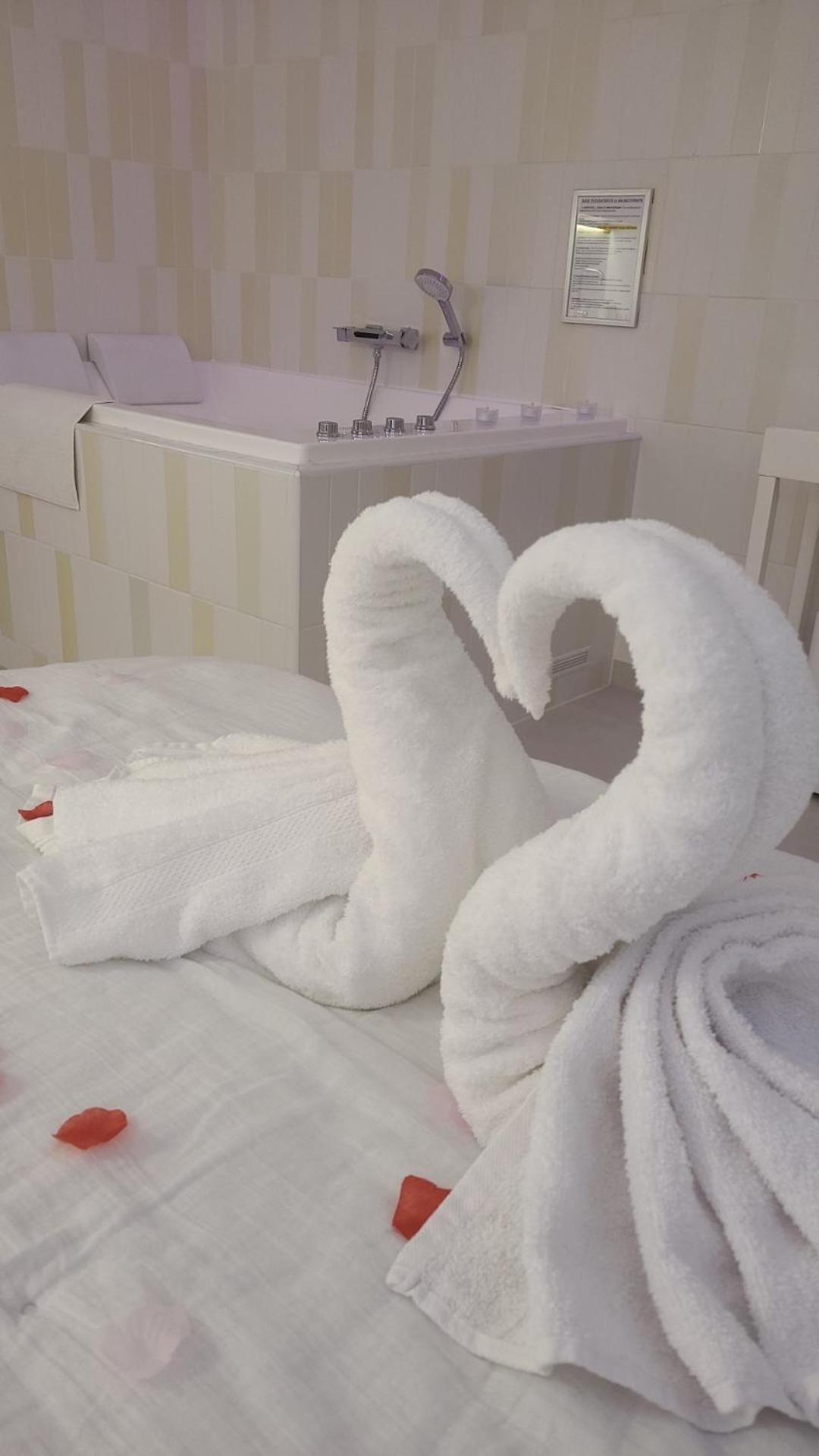 Love Room A 30 Mn Des Plages Et De Vannes Questembert Bagian luar foto